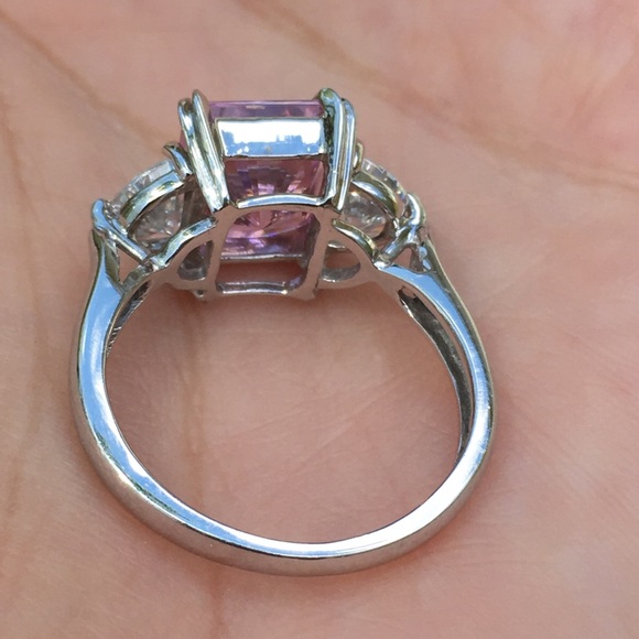 10k Solid White Gold Pink & White CZ Ring - Picture 9 of 13